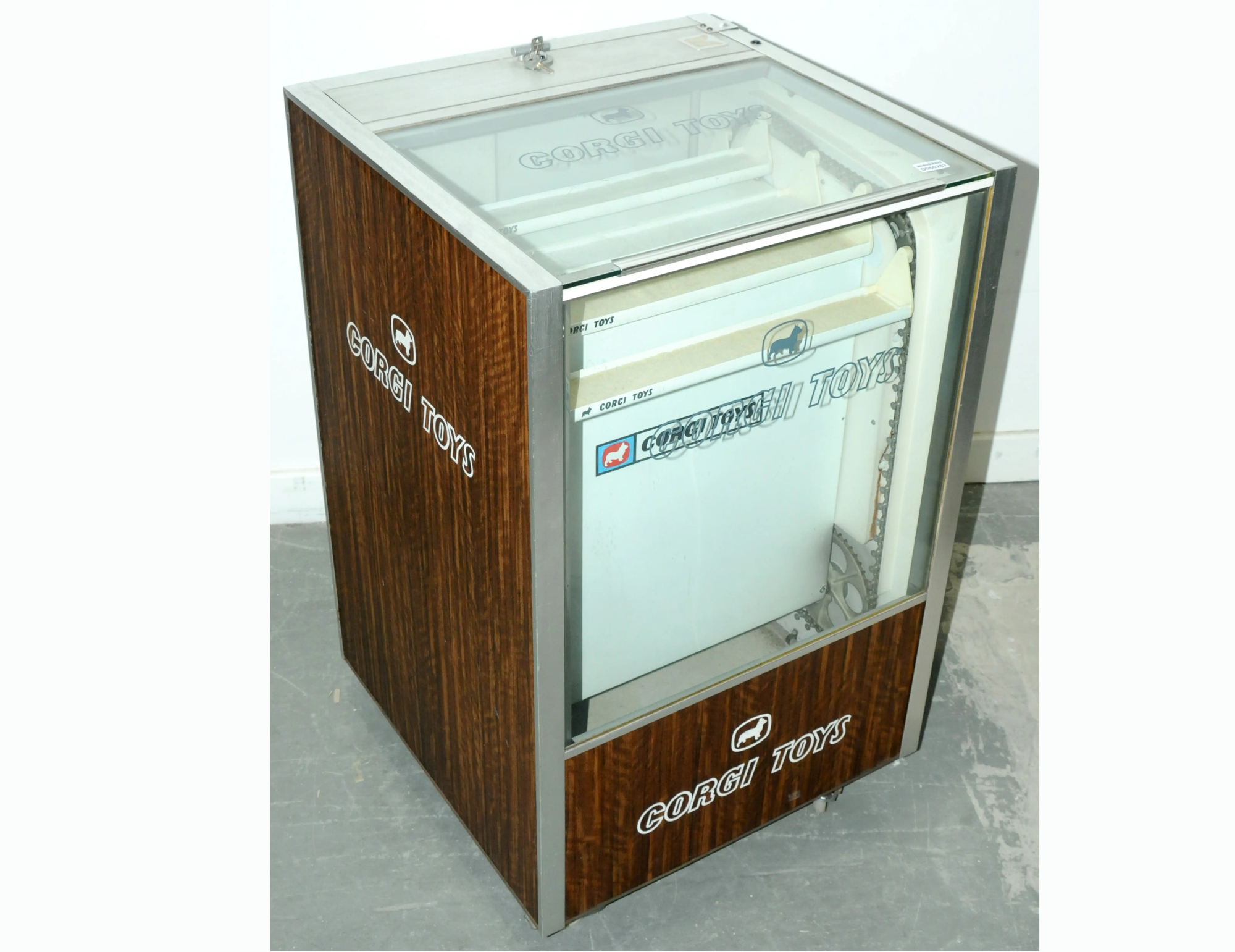 Corgi Toys Revolving Shop Display Cabinet