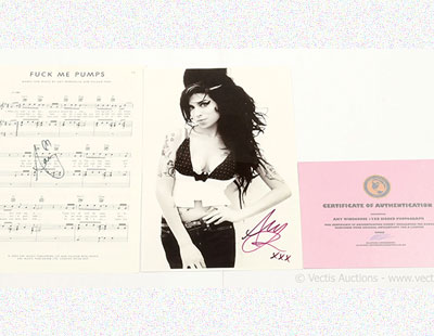 Amy Winehouse signed 12