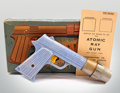 Airfix Atomic Ray Gun, made in England, pattern No. 483, plastic, battery operated