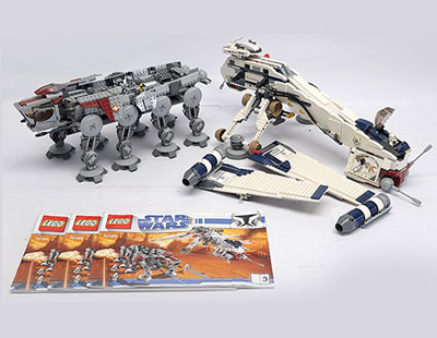 Lego #10195 Star Wars Republic Dropship with AT-OT with instructions