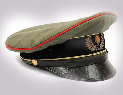 Netherlands Early 20th Century Militaria, comprising: Model 1912 Artillery Officers Peaked Cap