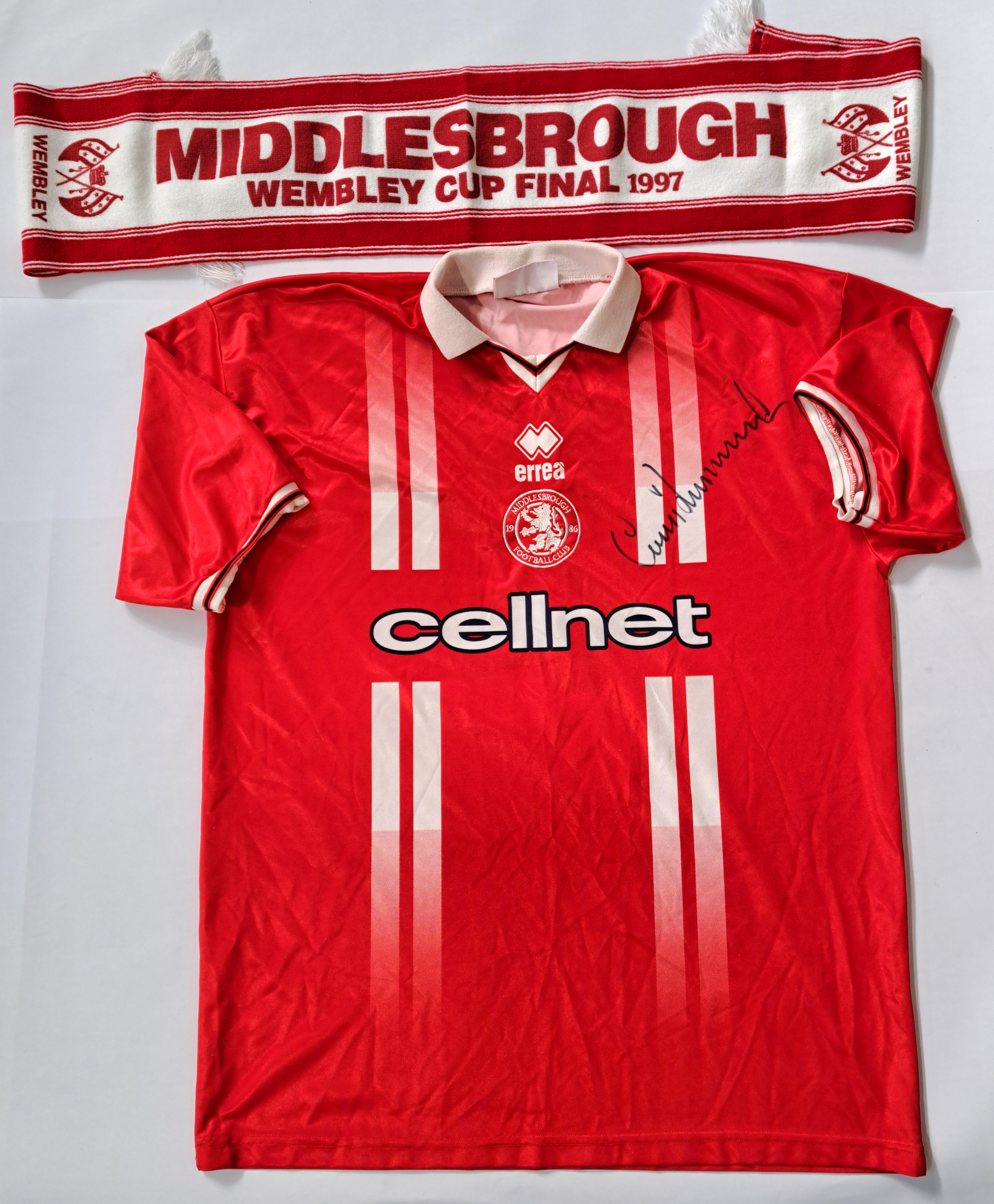 Middlesbrough Football Shirt 1998/99 Season signed to the front and number 7 to the rear